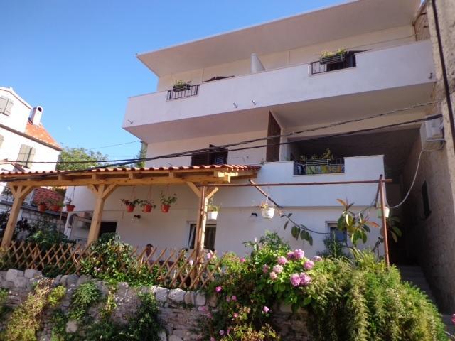Apartma Ana Tudor *